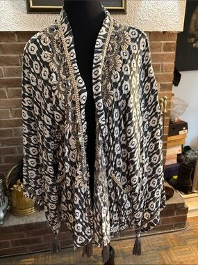 Skemo Black & White Embellished Open-Front Kimono Cape with Tassels